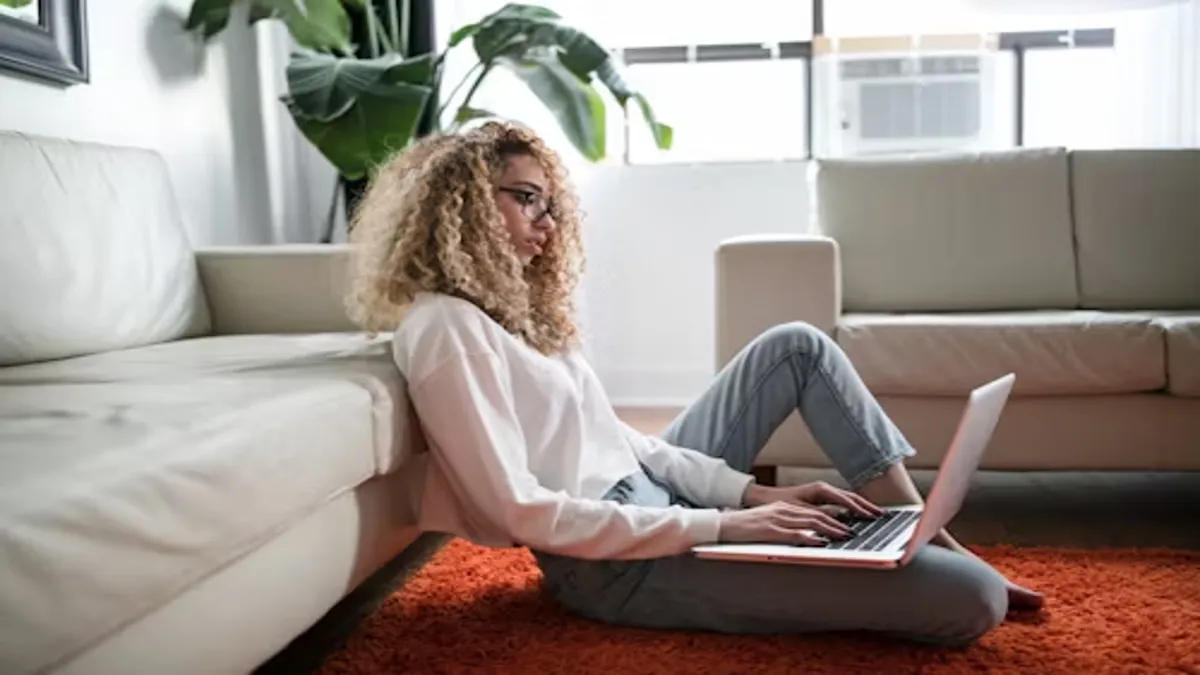 Lifestyle and Online Engagement